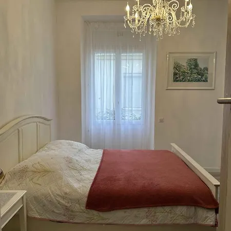 Situe Dans La Gallia Historique Appartement