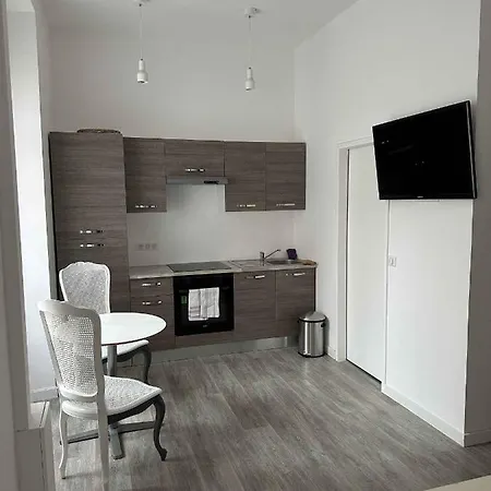 Situe Dans La Gallia Historique Apartmán *